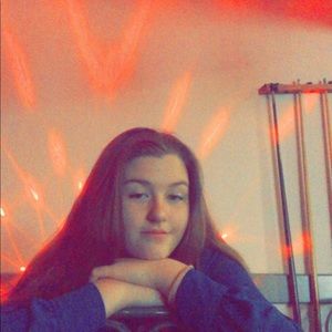 Meet your Posher, Elena